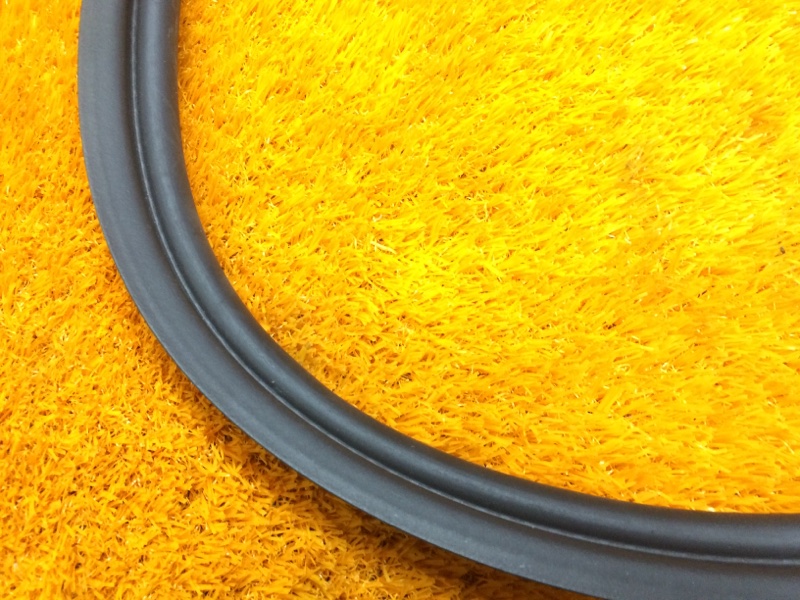 Уплотнитель багажника, 610 рублей, Красноярск