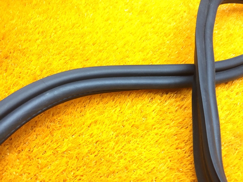 Уплотнитель багажника, 610 рублей, Красноярск