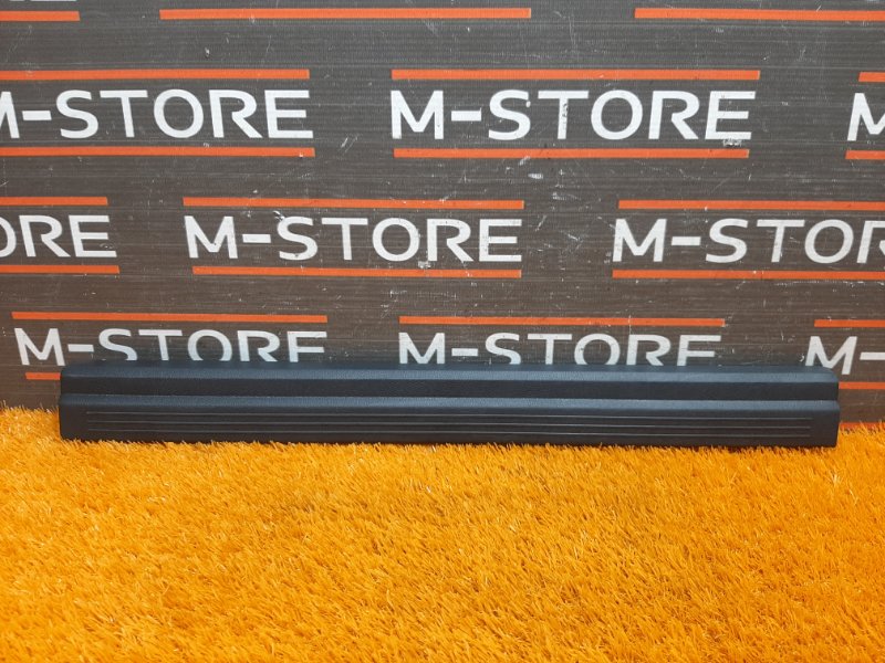 Накладка на порог салона, 190 рублей, Красноярск