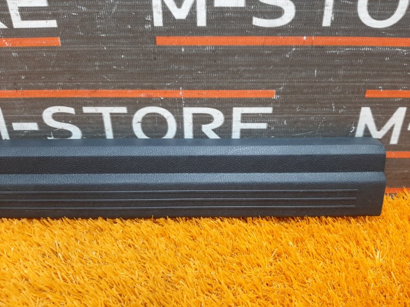 Накладка на порог салона, 190 рублей, Красноярск