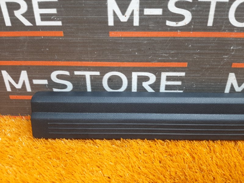 Накладка на порог салона, 190 рублей, Красноярск