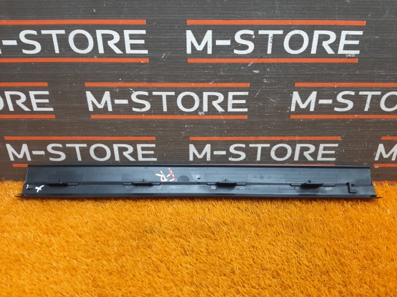 Накладка на порог салона, 190 рублей, Красноярск