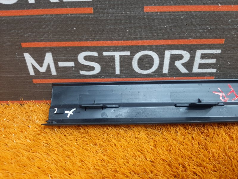 Накладка на порог салона, 190 рублей, Красноярск