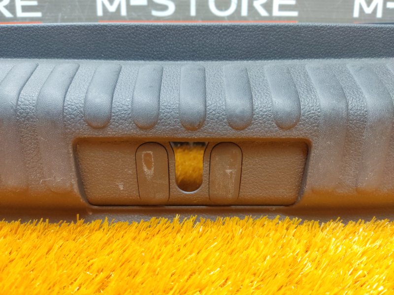 Накладка замка багажника, 670 рублей, Красноярск