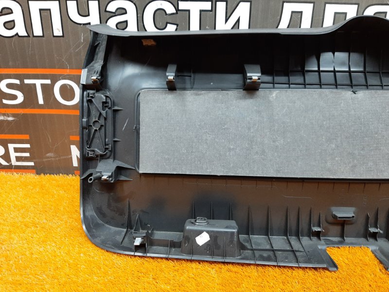 обшивка двери багажника, 670 рублей, Красноярск