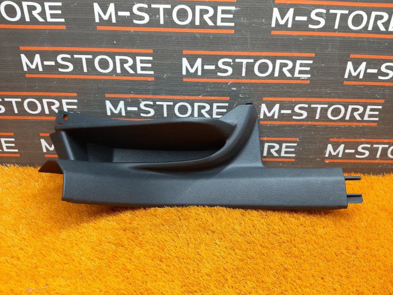 Накладка на порог салона, 350 рублей, Красноярск