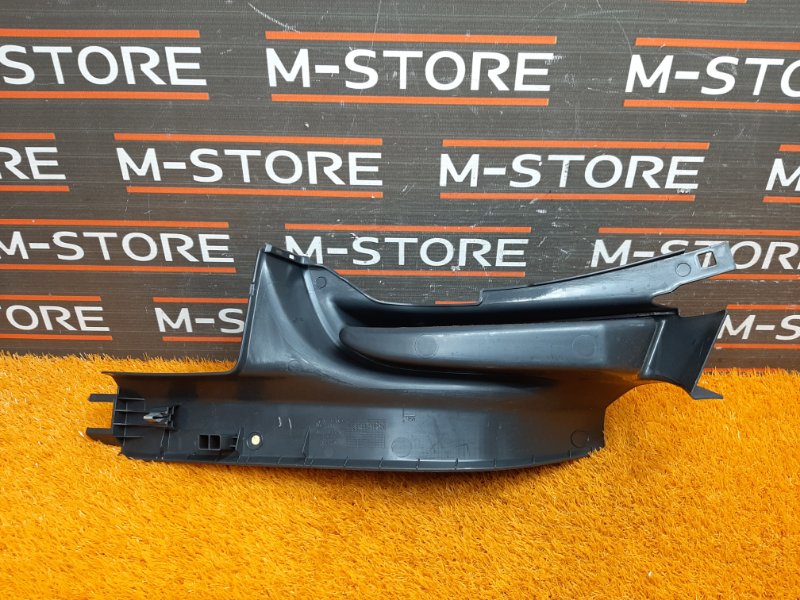 Накладка на порог салона, 350 рублей, Красноярск