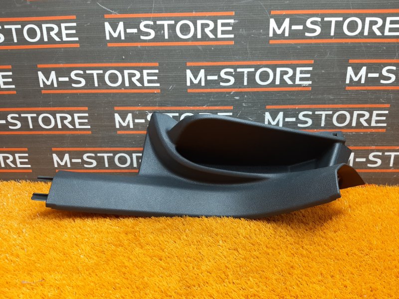 Накладка на порог салона, 350 рублей, Красноярск