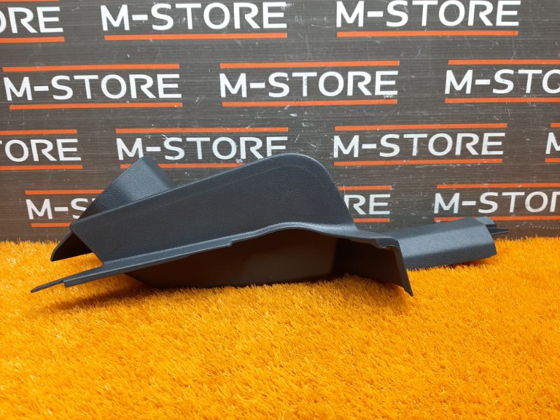 Накладка на порог салона, 350 рублей, Красноярск