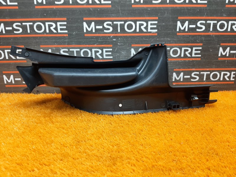 Накладка на порог салона, 350 рублей, Красноярск