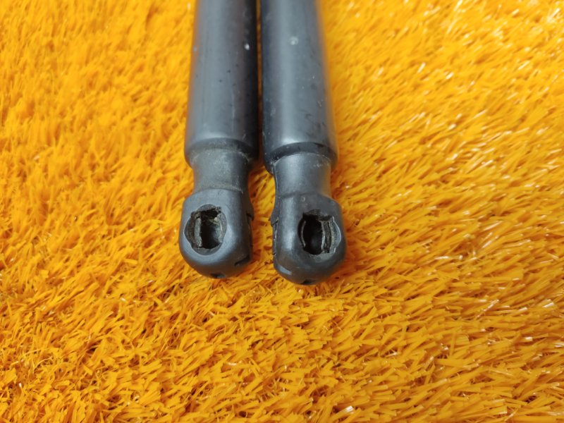 амортизатор багажника, 600 рублей, Красноярск