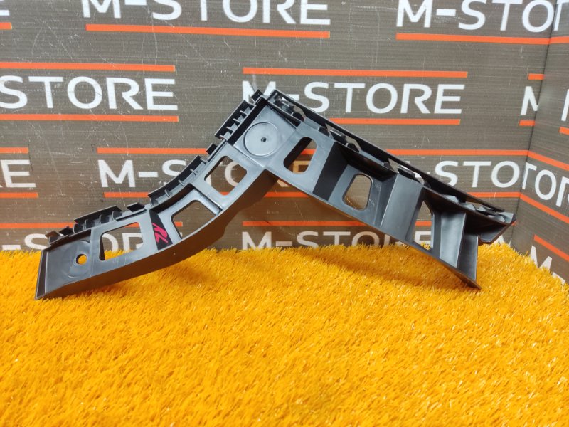 крепление бампера, 450 рублей, Красноярск