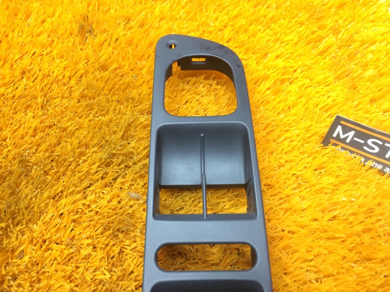 Накладка стеклоподъемника, 190 рублей, Красноярск