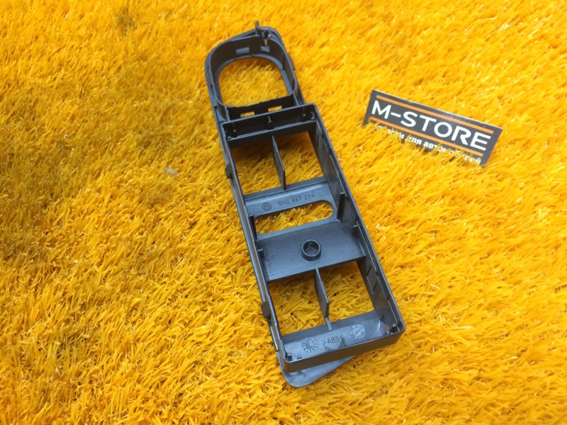 Накладка стеклоподъемника, 190 рублей, Красноярск