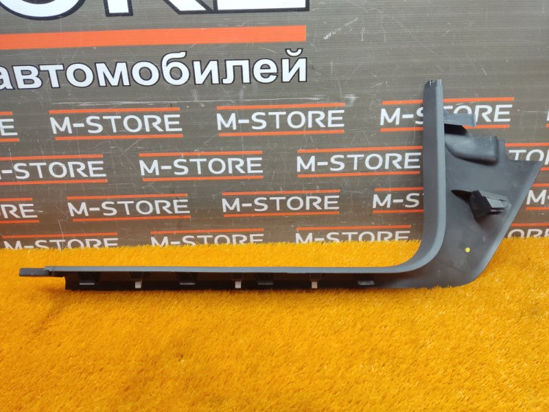 Накладка на порог салона, 350 рублей, Красноярск