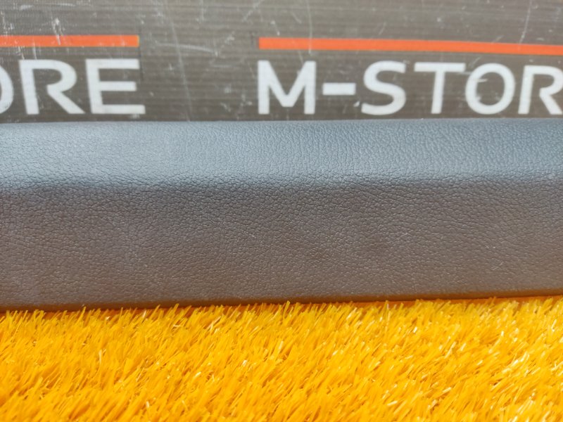 Накладка на порог салона, 350 рублей, Красноярск