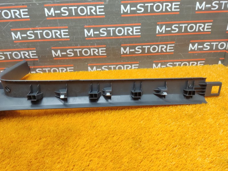 Накладка на порог салона, 350 рублей, Красноярск