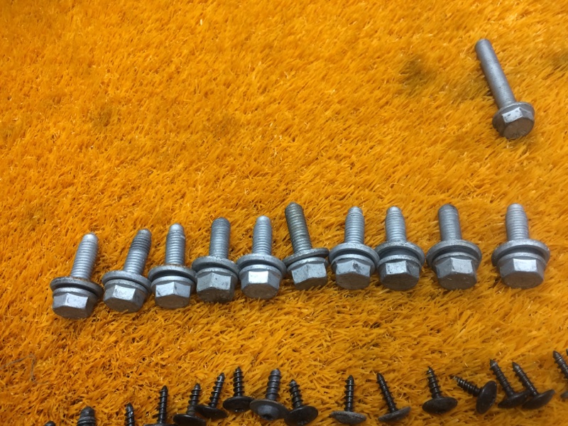 Болты и гайки ДВС, 510 рублей, Красноярск