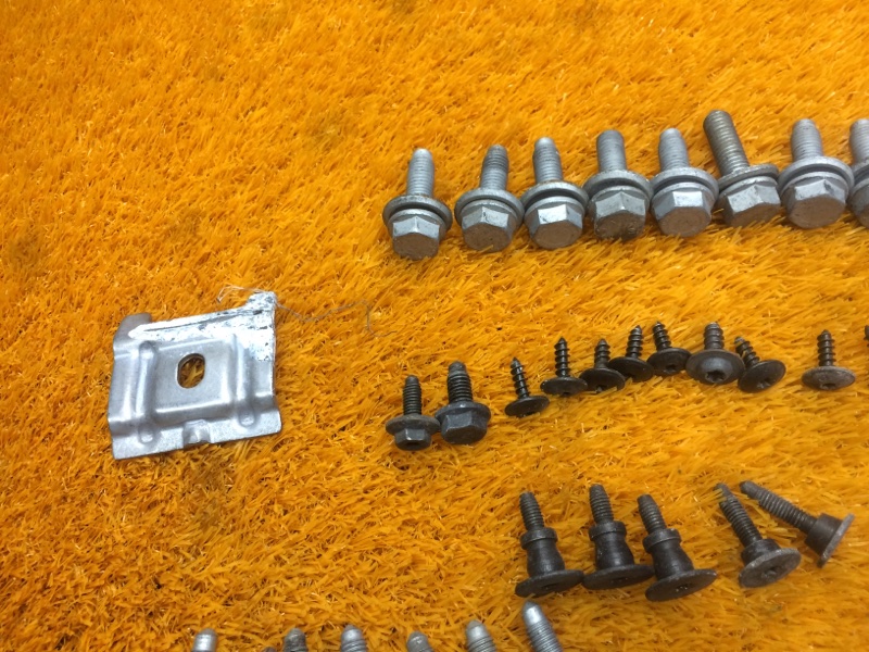 Болты и гайки ДВС, 510 рублей, Красноярск