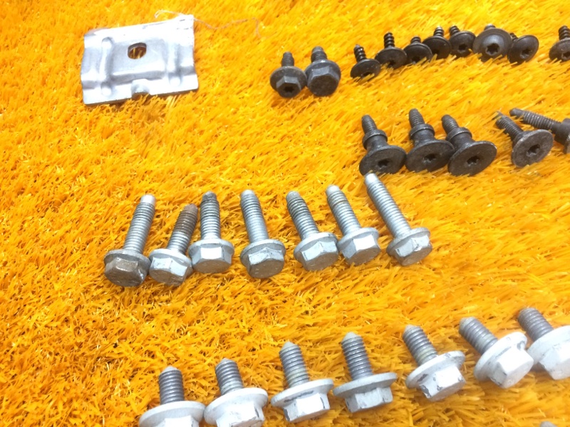 Болты и гайки ДВС, 510 рублей, Красноярск