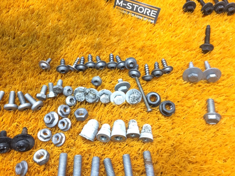 Болты и гайки ДВС, 510 рублей, Красноярск