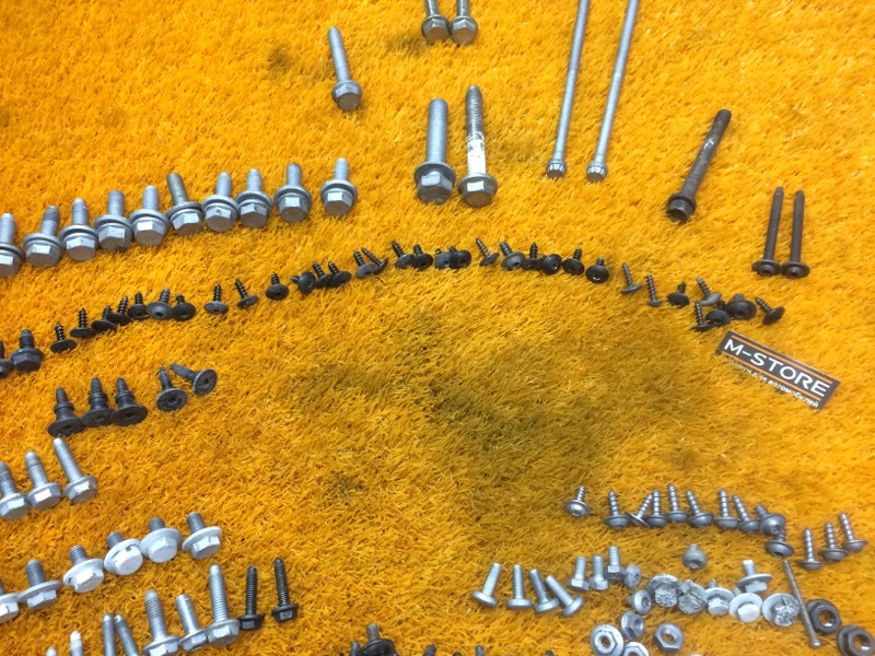 Болты и гайки ДВС, 510 рублей, Красноярск