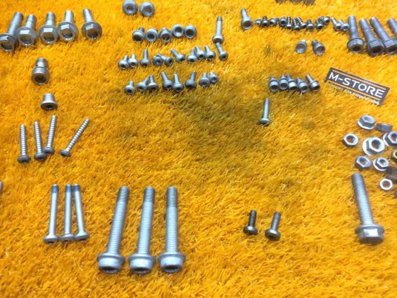 Болты и гайки ДВС, 810 рублей, Красноярск