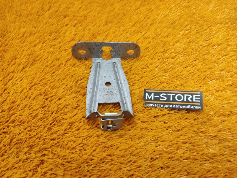 кронштейн центральной консоли, 300 рублей, Красноярск