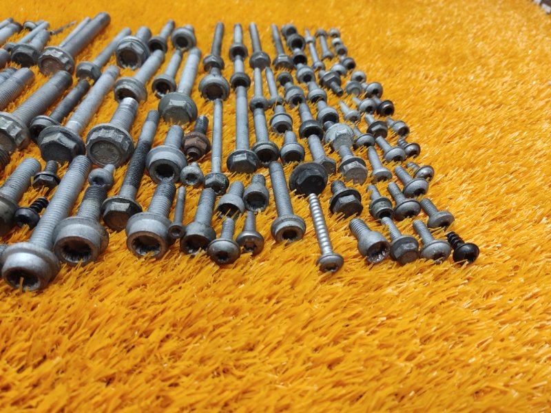 Болты и гайки ДВС, 930 рублей, Красноярск