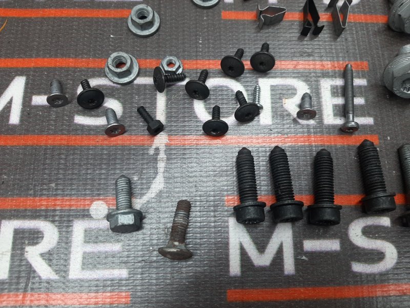 Болты и гайки салона, 300 рублей, Красноярск