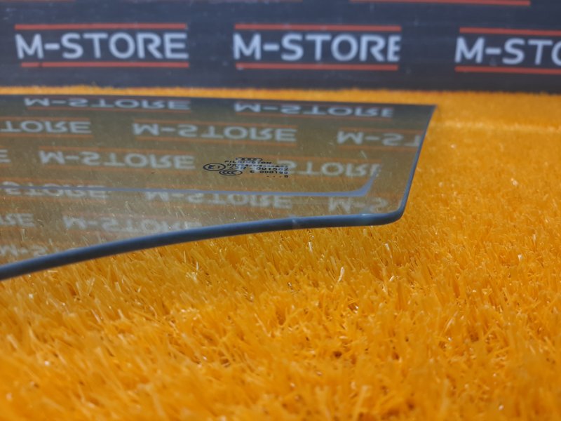 Стекло боковое, 980 рублей, Красноярск