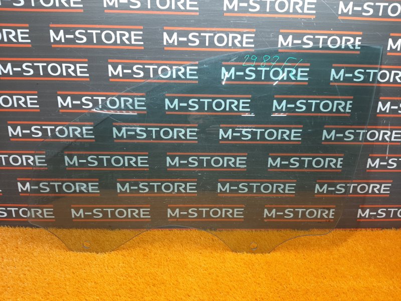 Стекло боковое, 860 рублей, Красноярск