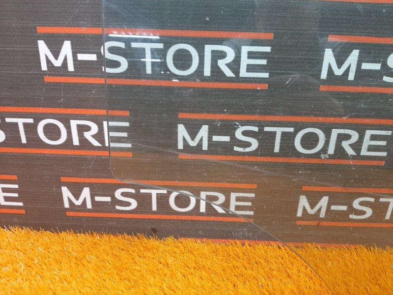 Стекло боковое, 600 рублей, Красноярск