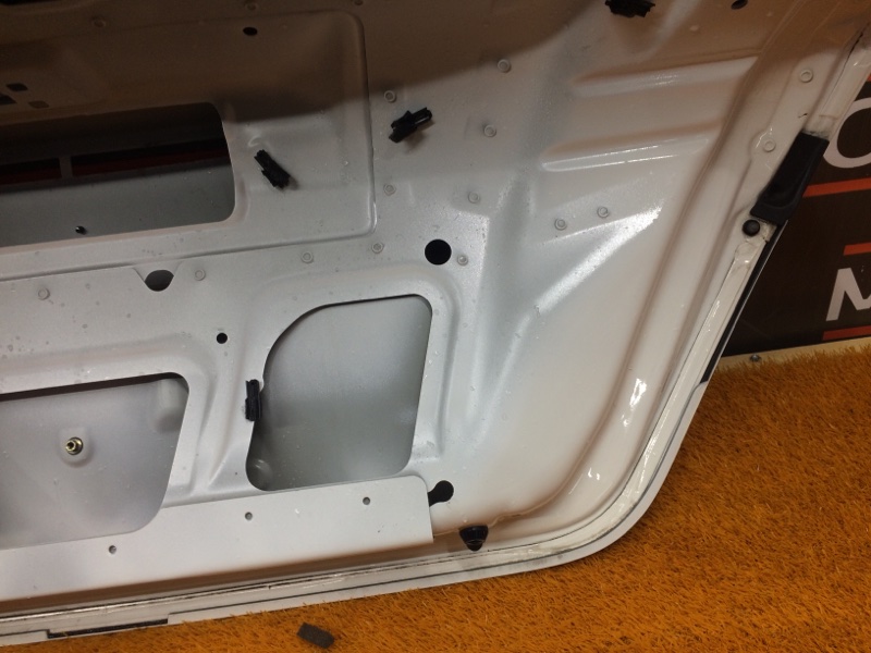 крышка багажника, 2000 рублей, Красноярск