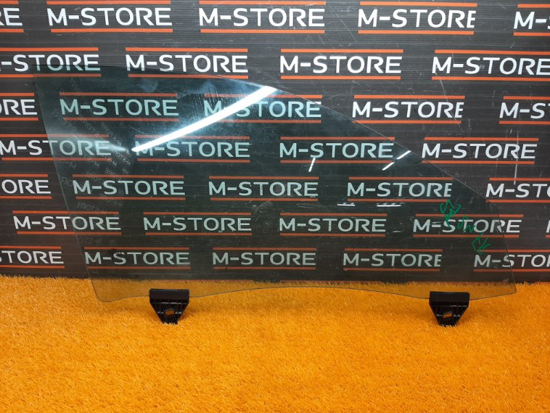 Стекло боковое, 760 рублей, Красноярск