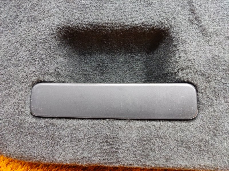 обшивка двери багажника, 670 рублей, Красноярск