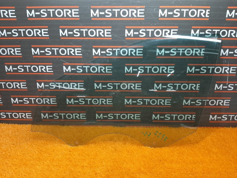 Стекло боковое, 670 рублей, Красноярск