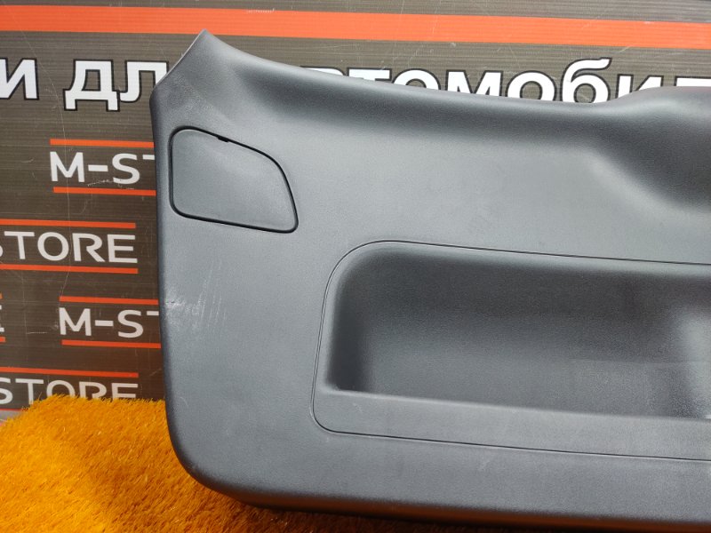 обшивка двери багажника, 670 рублей, Красноярск