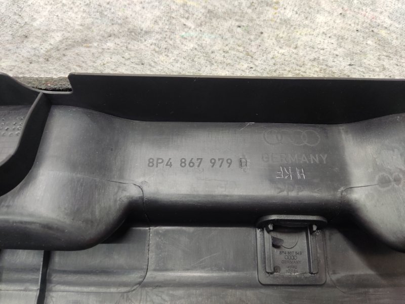 обшивка двери багажника, 670 рублей, Красноярск