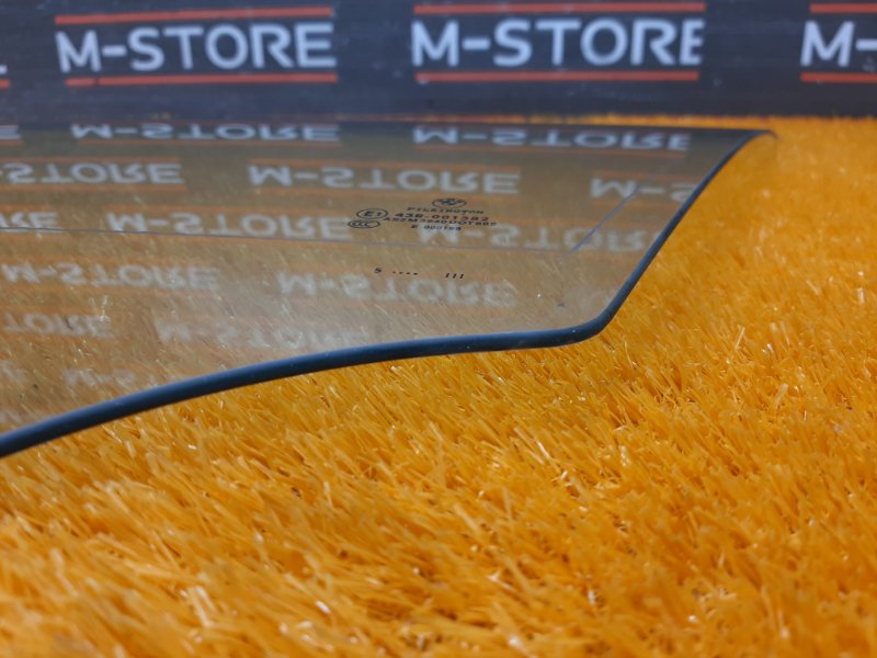 Стекло боковое, 600 рублей, Красноярск