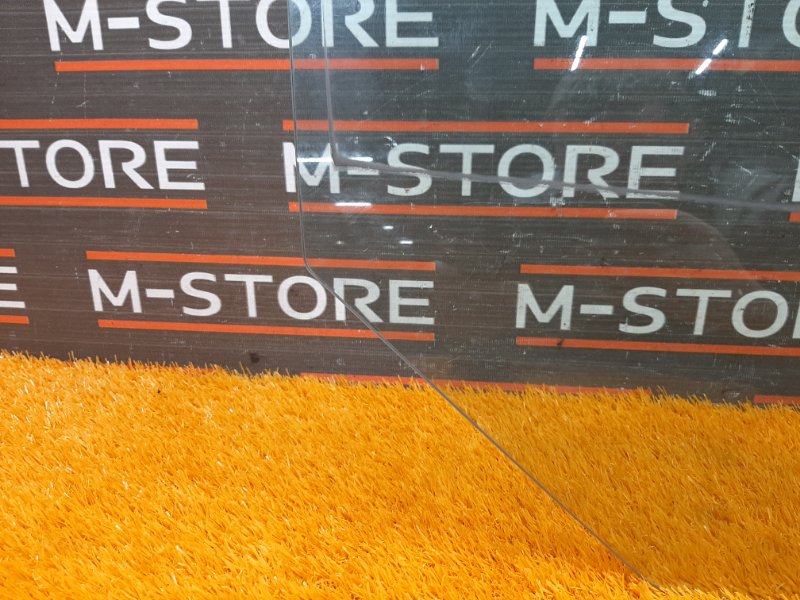 Стекло боковое, 350 рублей, Красноярск