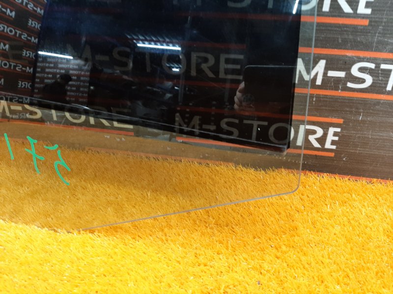 Стекло боковое, 350 рублей, Красноярск