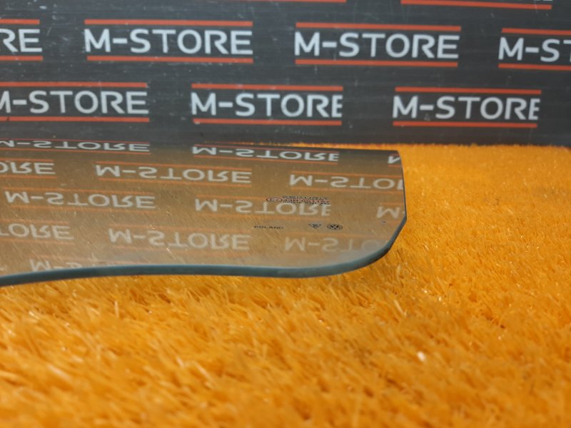 Стекло боковое, 860 рублей, Красноярск