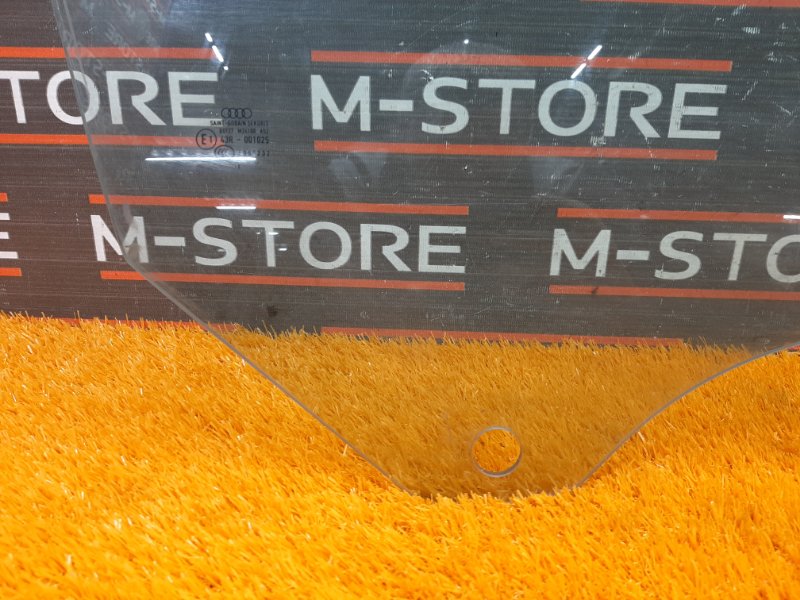 Стекло боковое, 900 рублей, Красноярск