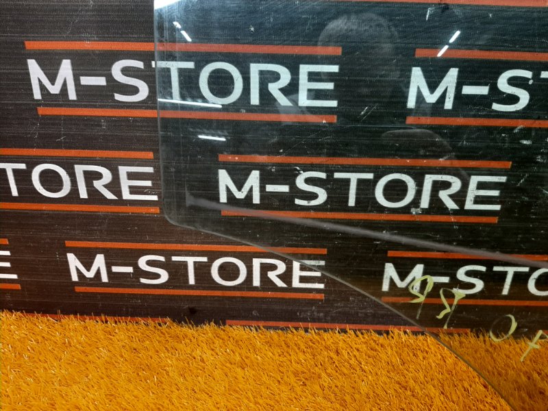 Стекло боковое, 980 рублей, Красноярск