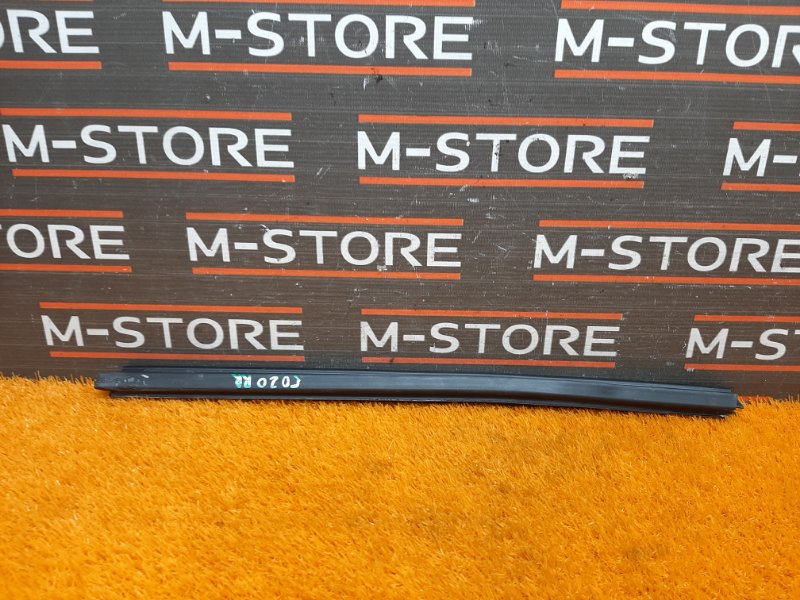 уплотнитель стекла двери, 340 рублей, Красноярск