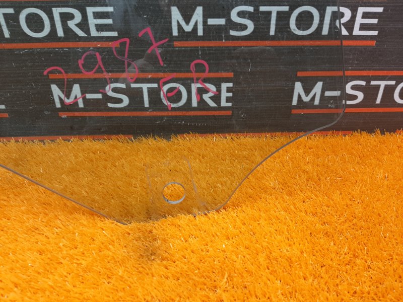 Стекло боковое, 860 рублей, Красноярск