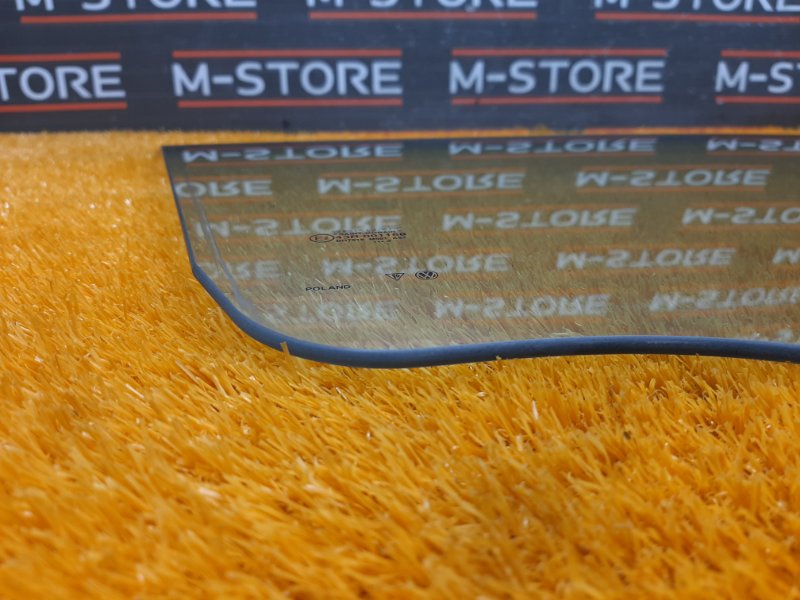 Стекло боковое, 860 рублей, Красноярск