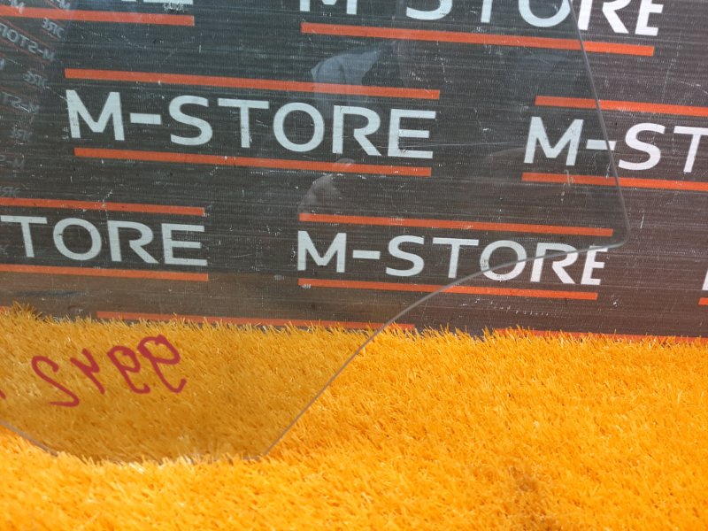 Стекло боковое, 980 рублей, Красноярск