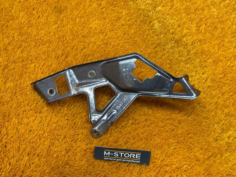 Кронштейн обшивки двери, 300 рублей, Красноярск